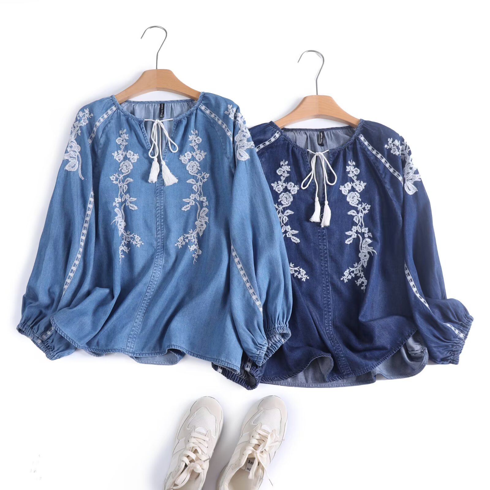 Women Denim Blouse Top Flower  - Tassel Fringe Trim บทวิจารณ์และราคา