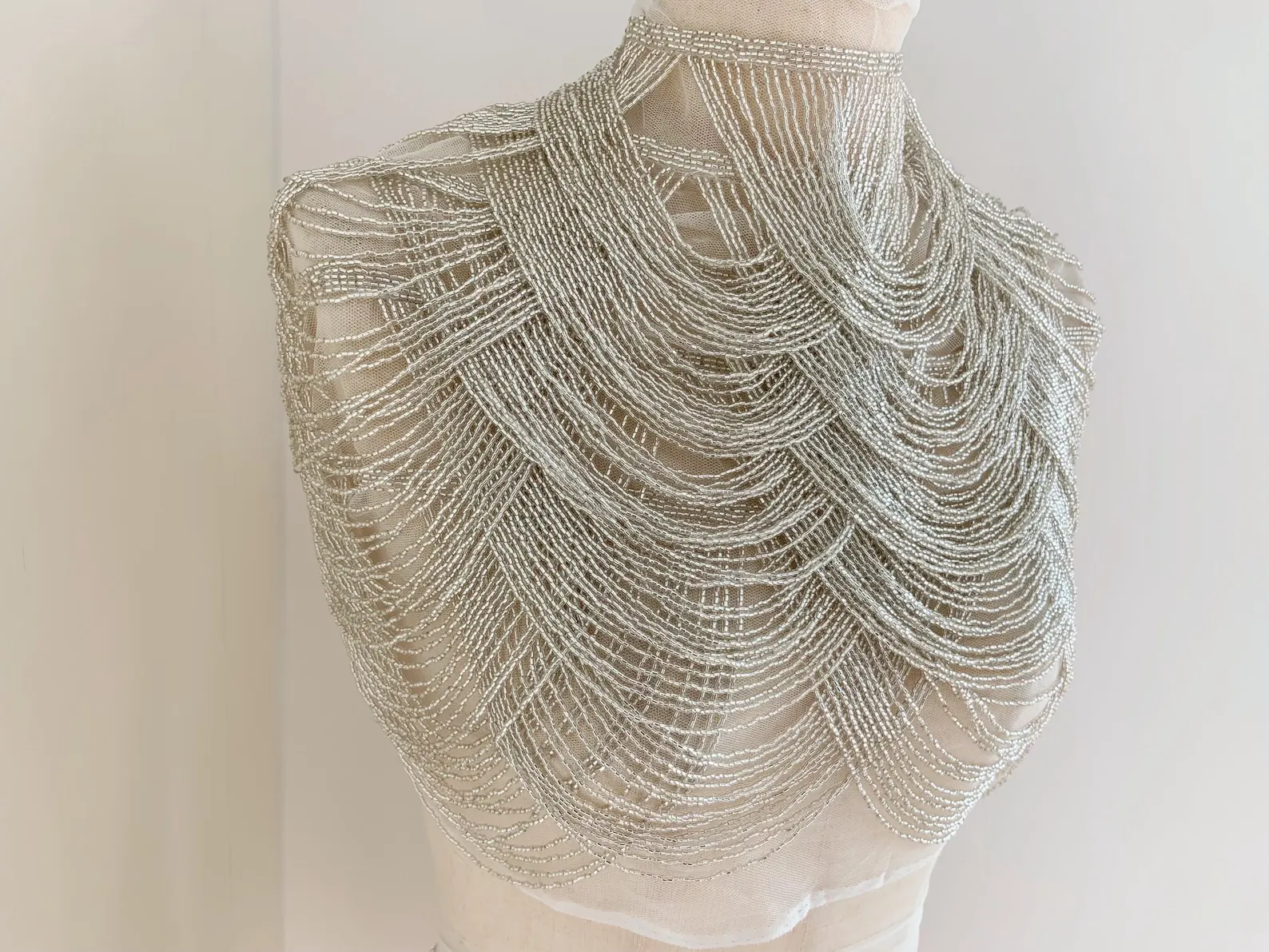 Light Blue Chains Cape Fabric, - Beaded Trim Fringe บทวิจารณ์และราคา