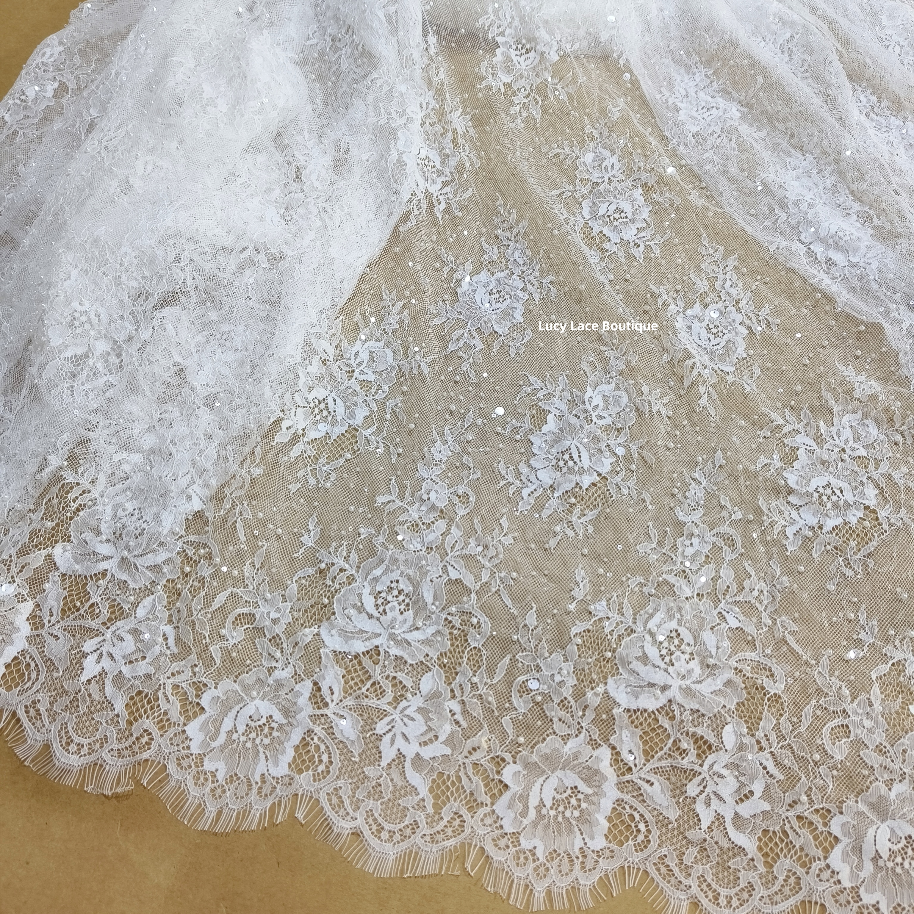 1 Panel 1.5M Wide 3M Long Off  - Sequin Fabric Panel บทวิจารณ์และราคา