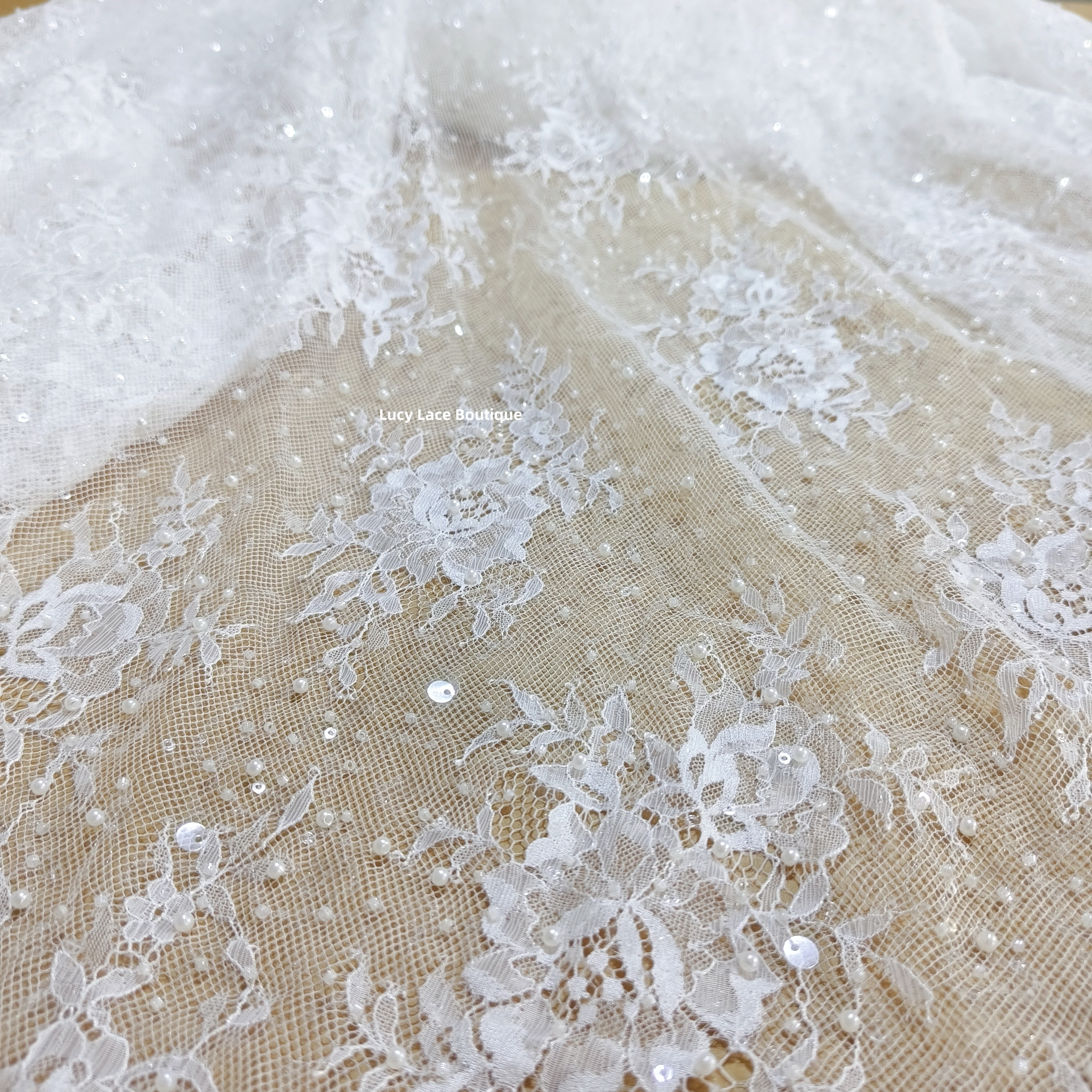 1 Panel 1.5M Wide 3M Long Off  - Sequin Fabric Panel บทวิจารณ์และราคา